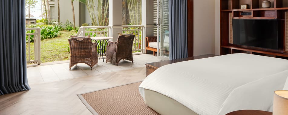 Junior Suite King View 