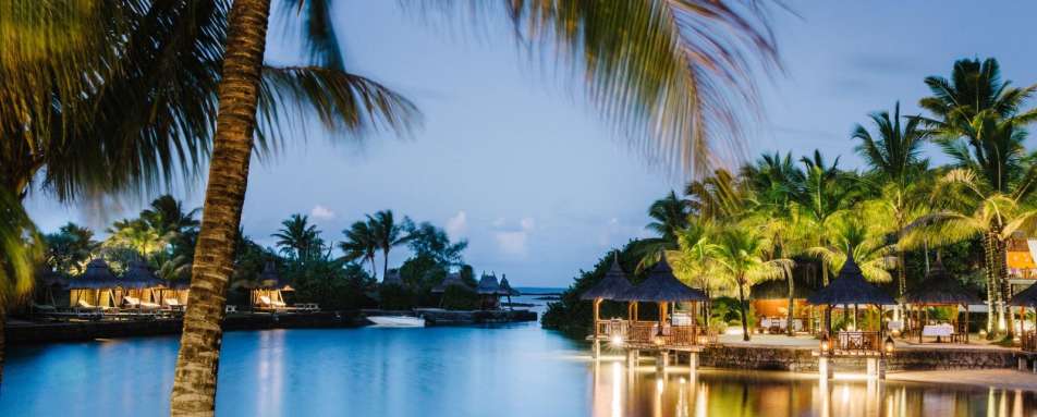 The Cove Restaurant - Paradise Cove Hotel & Spa