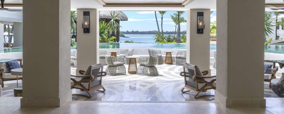 Lobby welcoming area 