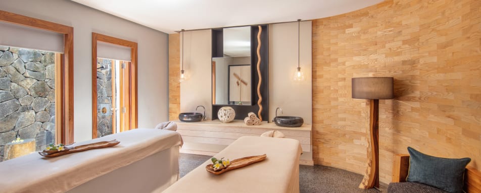 Chi The Spa Couple Cabi 