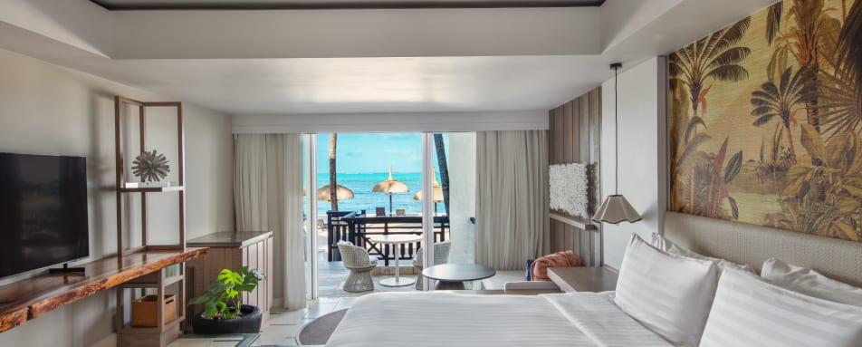 Coral Beachfront Room - King 