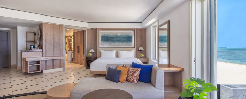 Coral Signature Beachfront Suite 