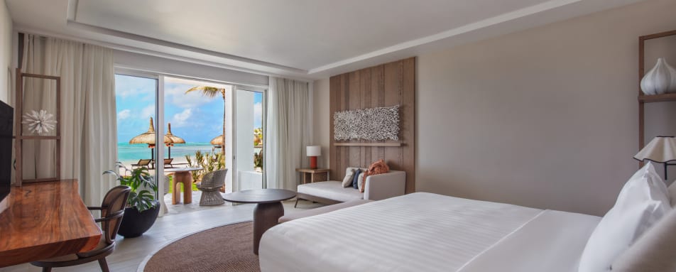 Shangri-La Two Bedroom Beach SuiteShangri-La Two  