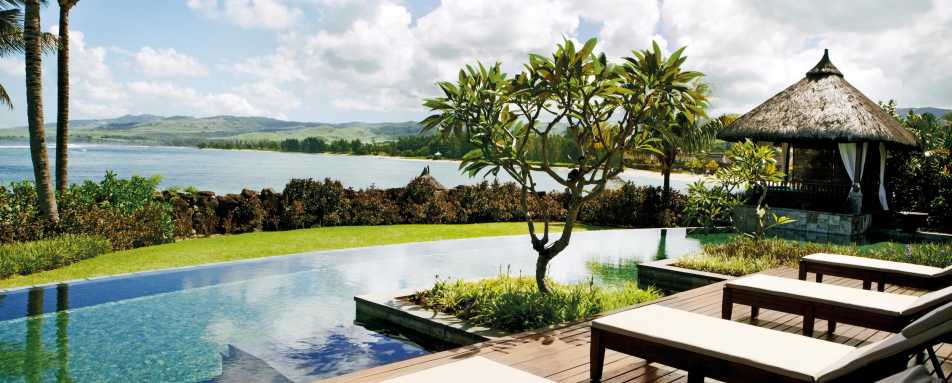 Presidential Villa Pool Area 