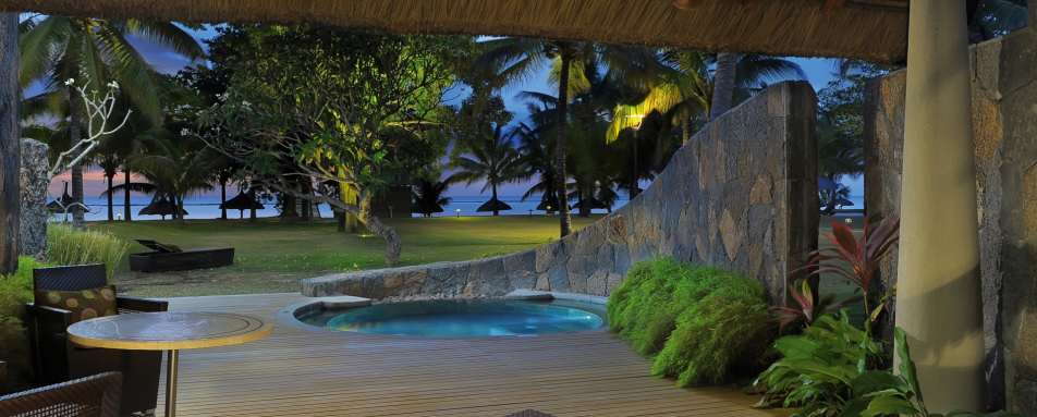 Beachfront Suite with Pool