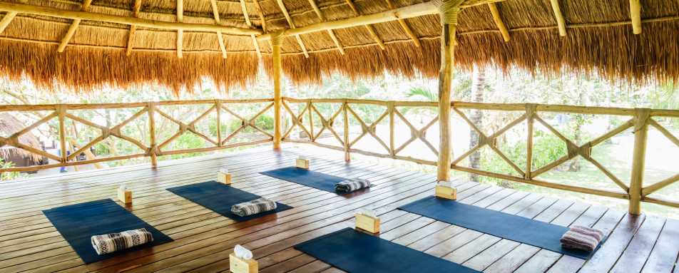 The yoga platform - Hotel Esencia