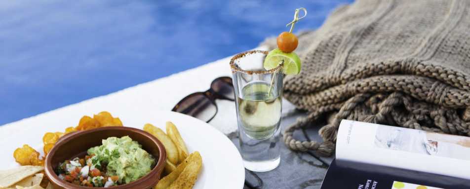 Lunch at the Sky Lounge - Hotel Guaycura