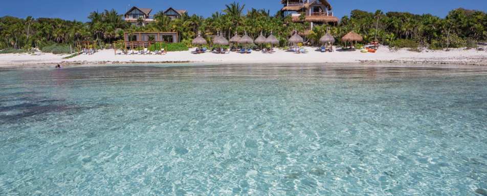 View of beach - Jashita