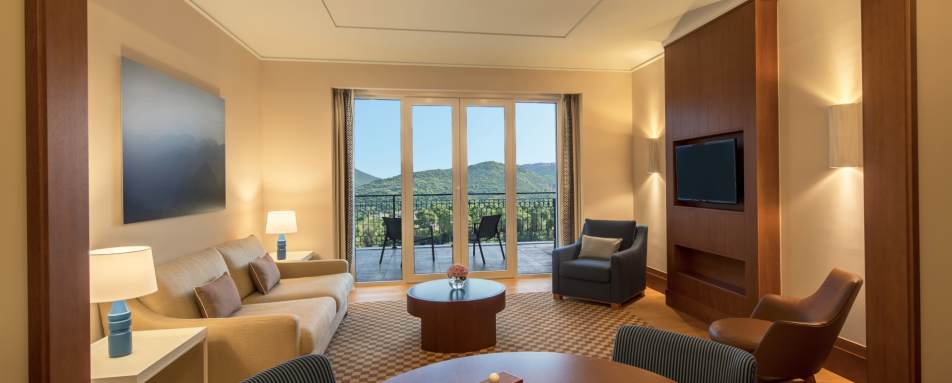 Two Bedroom Suite living room - Regent Porto Montenegro