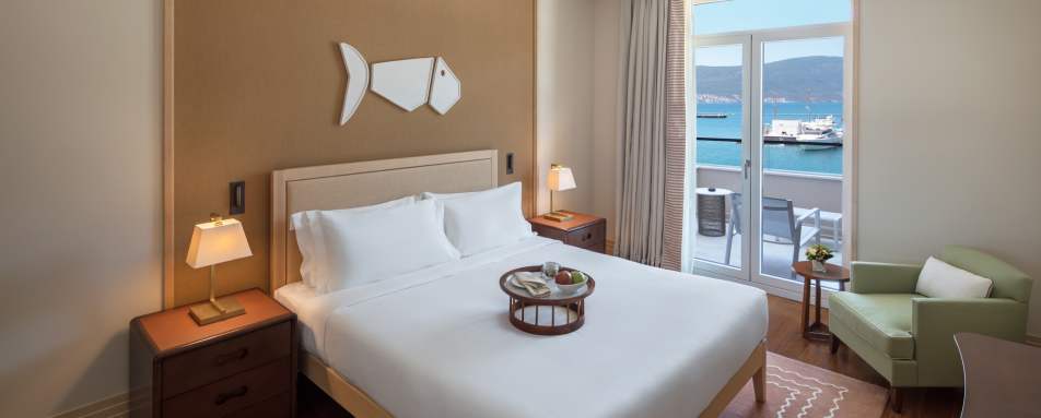 Deluxe Room - Regent Porto Montenegro
