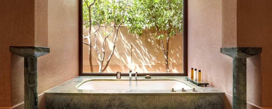 Pavilion bathroom - Amanjena