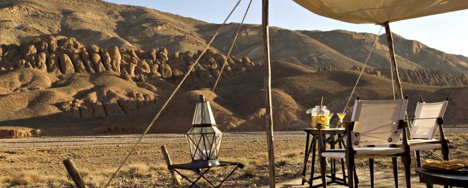 Private Terrace - Dar Ahlam Nomad Camp
