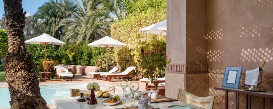 Poolside lunch - Dar Zemora