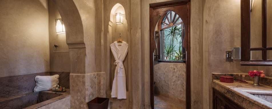 Mercila bathroom - Dar Zemora