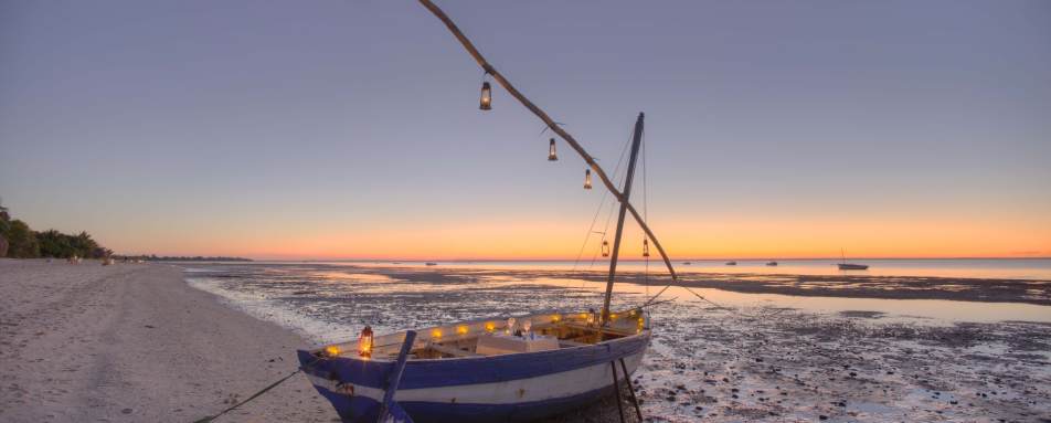 Dhow dining - Azura Benguerra