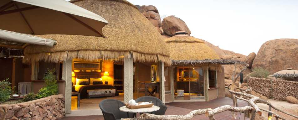 Honeymoon Suite Exterior - Camp Kipwe