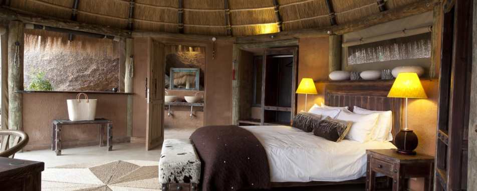 Honeymoon Suite Interior - Camp Kipwe