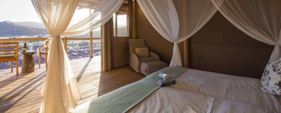 Bedroom and veranda with view 