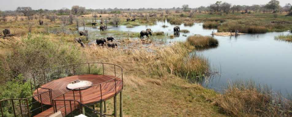 Main deck overlooking water  