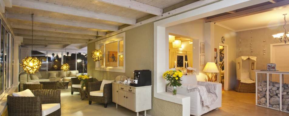 Lounge and reception - Swakopmund Guesthouse