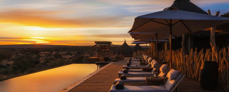 Swimming pool at dusk - Omaanda