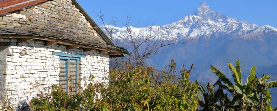 Views along Annapurna Range - Basanta Lodge 