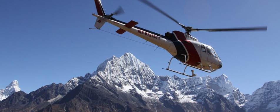 Helicopter in Everest - Ultimate Nepal by Helicopter