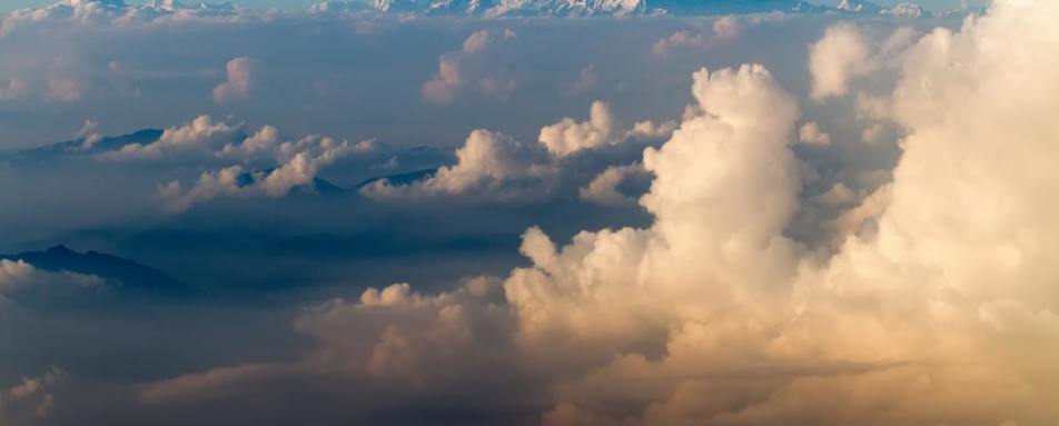 Everest form the sky 