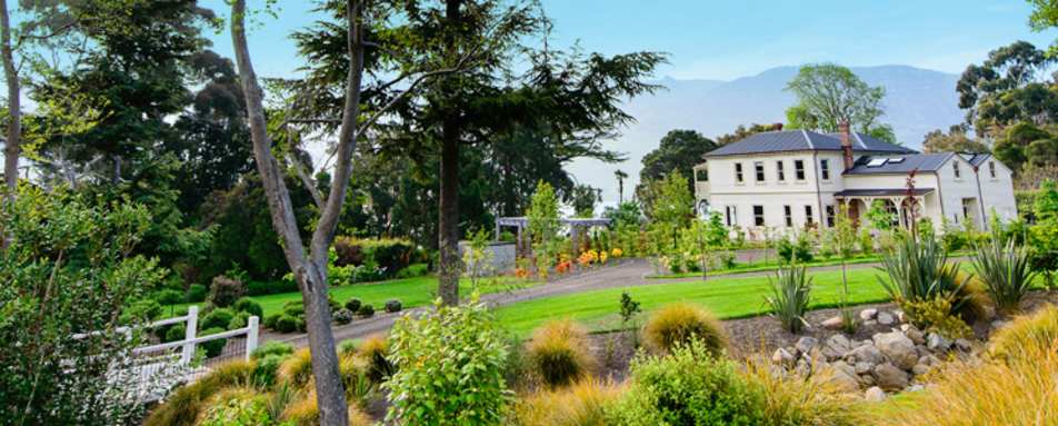 Homestead and gardens - Annandale