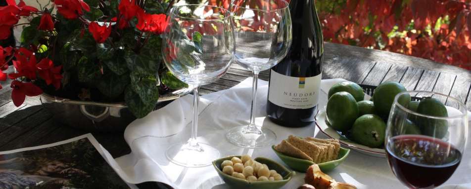 Alfresco Dining - Edenhouse