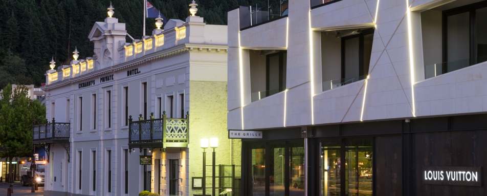 Exterior - Eichardts 