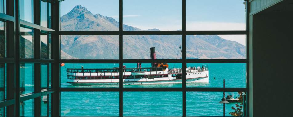 Interior Views - Eichardts 