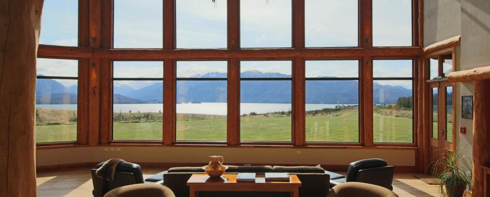 Lounge   - Fiordland Lodge