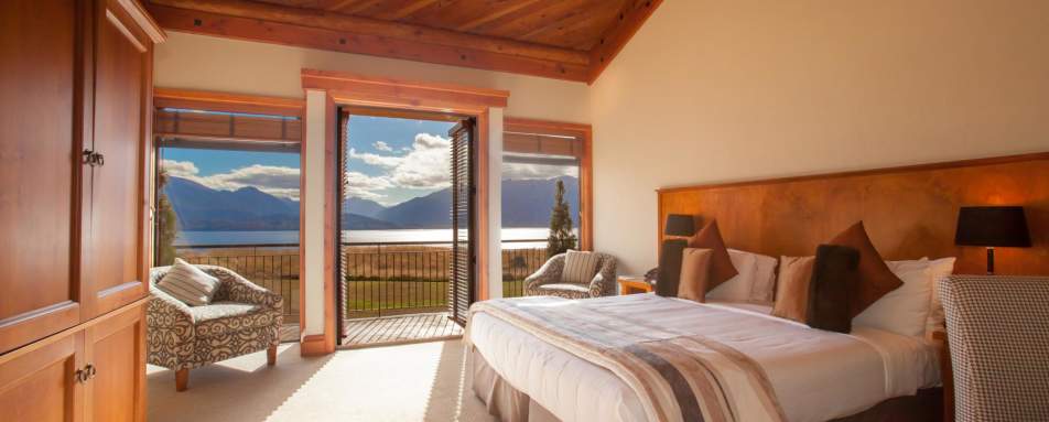 Bedroom   - Fiordland Lodge