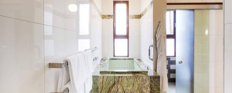 Bathroom - Hapuku Lodge