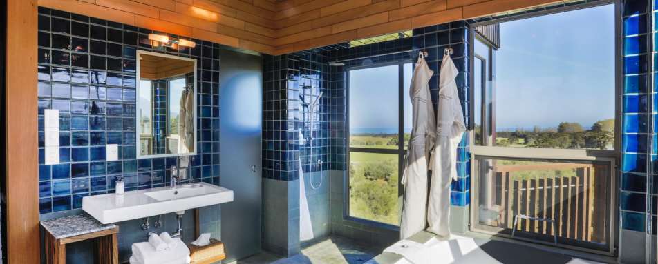 Master bathroom - Hapuku Lodge