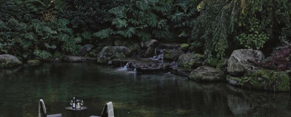 Water Garden Dining - Huka Lodge