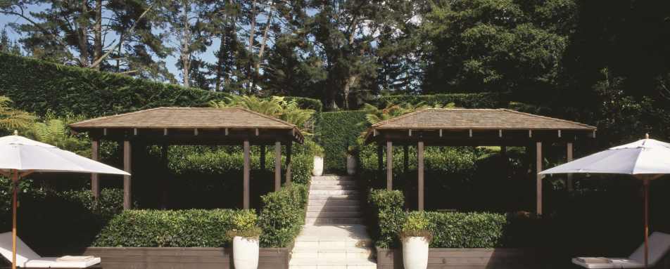 Swimming Pool and Spa - Huka Lodge