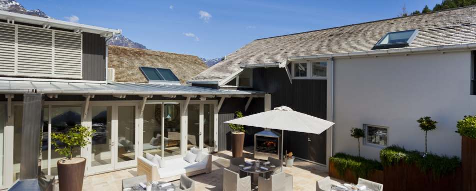 Courtyard - Matakauri Lodge 