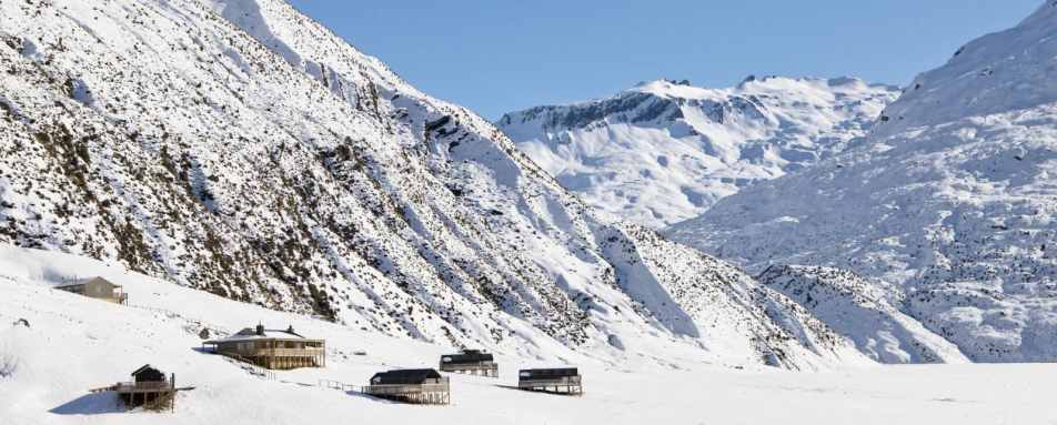 In snow - Minaret Station