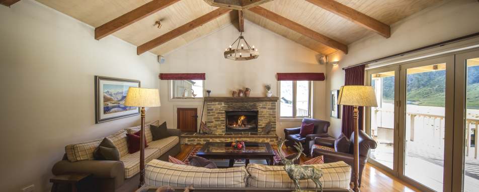 Luxury - Minaret Station