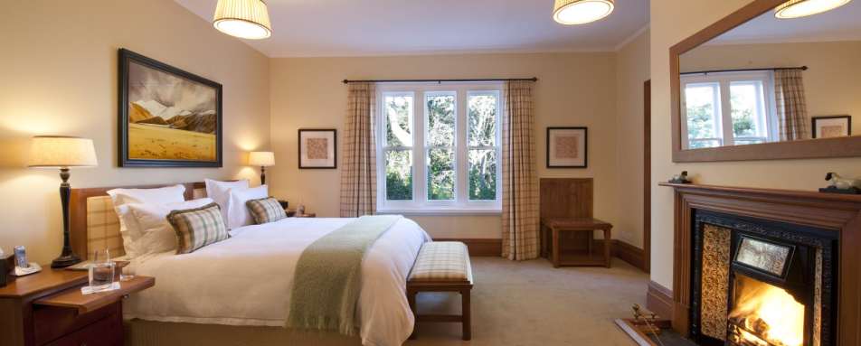 Butler Suite Bedroom - Otahuna Lodge