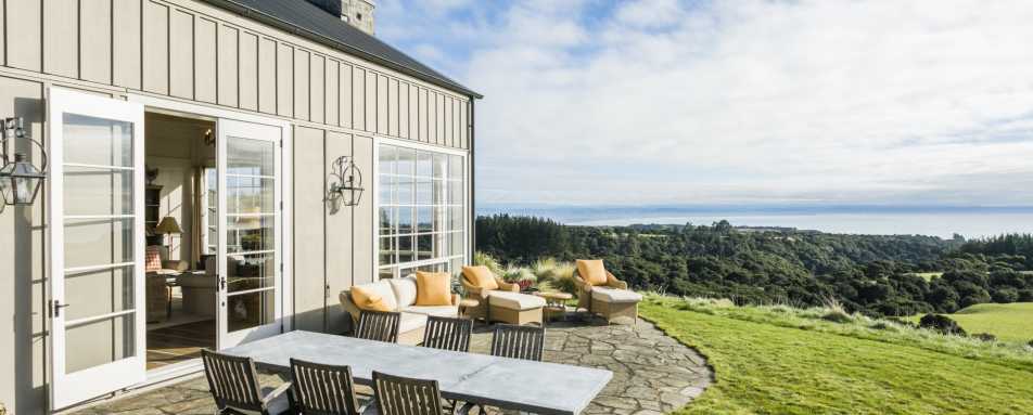 Owners Cottage Terrace - The Farm at Cape Kidnappe 