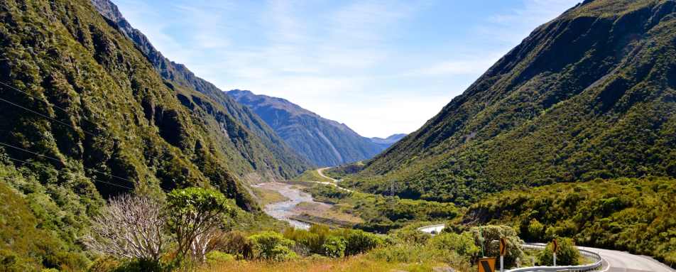 Road to Arthurs Pass 