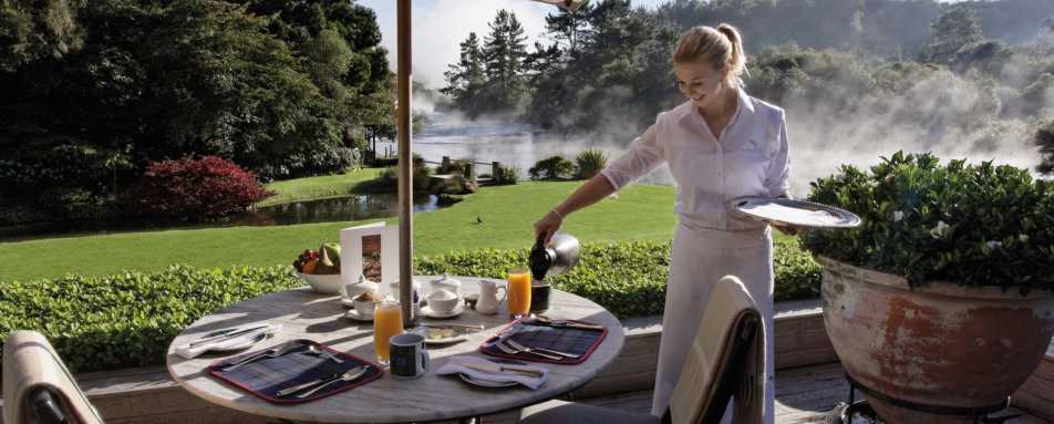 Breakfast at Huka Lodge 