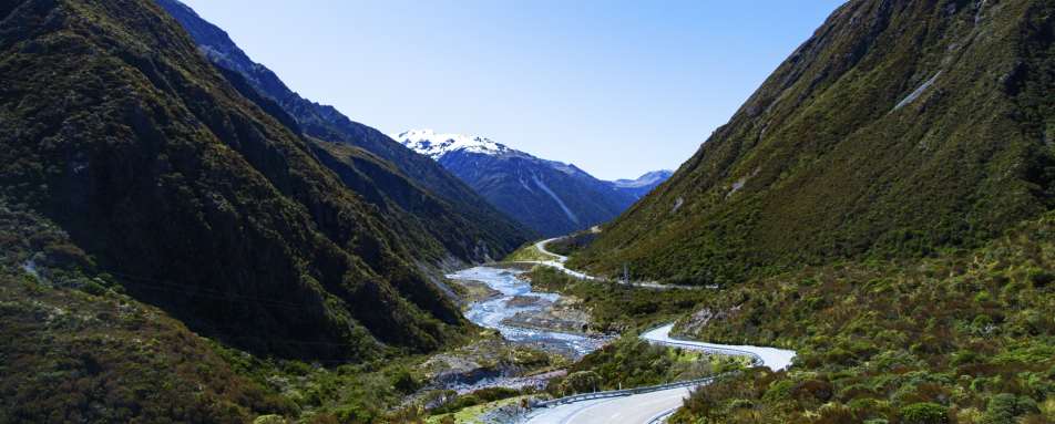 Driving in New Zealand 