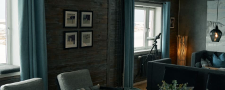 Isfjord Radio - seating area 