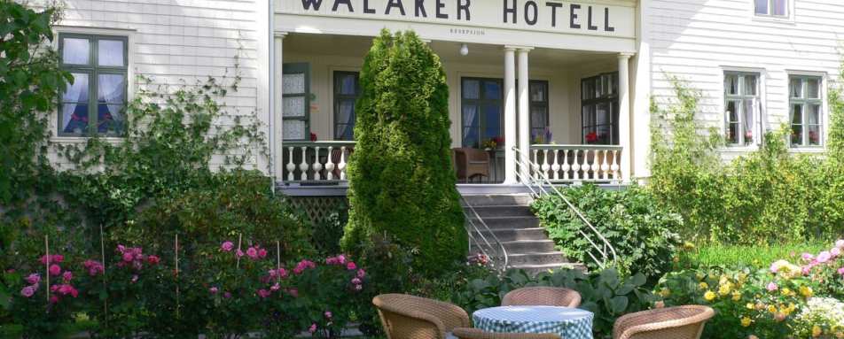 Walaker Main Entrance - Walaker Hotel