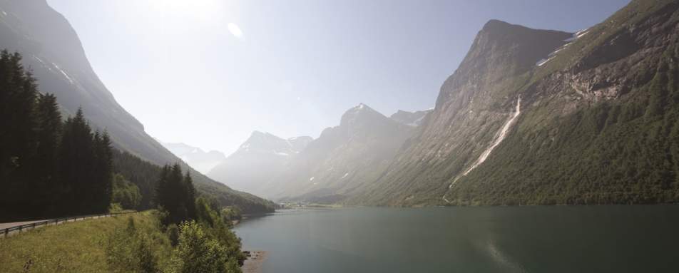 Private fjord cruise to Hotel Union Oye