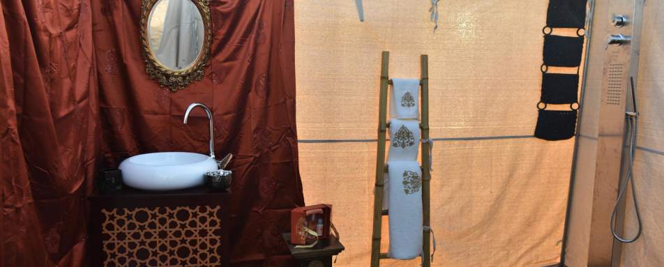 Bathroom Tent - Canvas Club